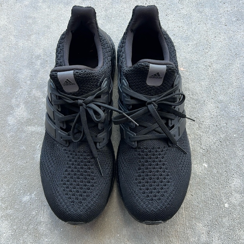 Adidas Triple Black Ultra Boost